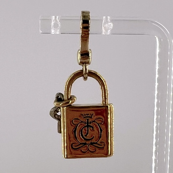 Juicy Couture Padlock & Key Charm - Picture 4 of 9